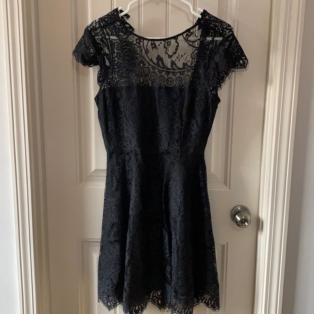 Black lace BB Dakota dress